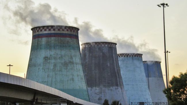 Тепловая электростанция в Москве.