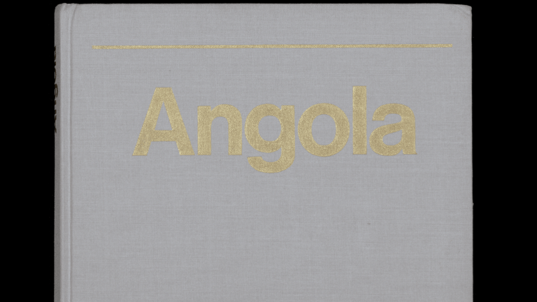 Альбом Angola: Trabalho e luta (Ангола: Труд и борьба) Альбом Angola: Trabalho e luta (Ангола: Труд и борьба)