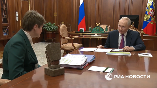 Встреча Путина с главой Совета федеральной территории Сириус