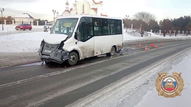 ДТП с участием двух маршрутных транспортных средств в Шелехове 
