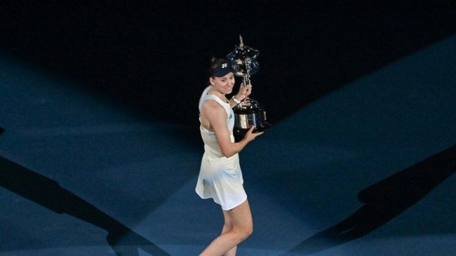 Елена Рыбакина