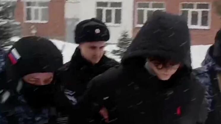 Задержание ученика , который устроил стрельбу в гимназии в Уфе Задержание ученика , который устроил стрельбу в гимназии в Уфе - РИА Новости, 1920, 03.02.2026