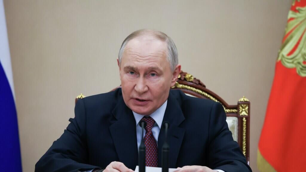 Путин на совещании по экономическим вопросам - РИА Новости, 1920, 03.02.2026