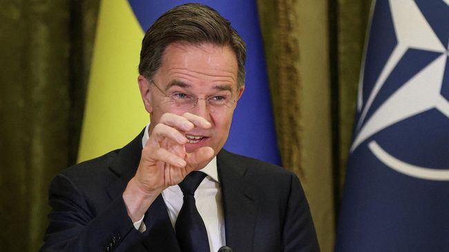 Марк Рютте во время пресс-конференции с Владимиром Зеленским в Киеве