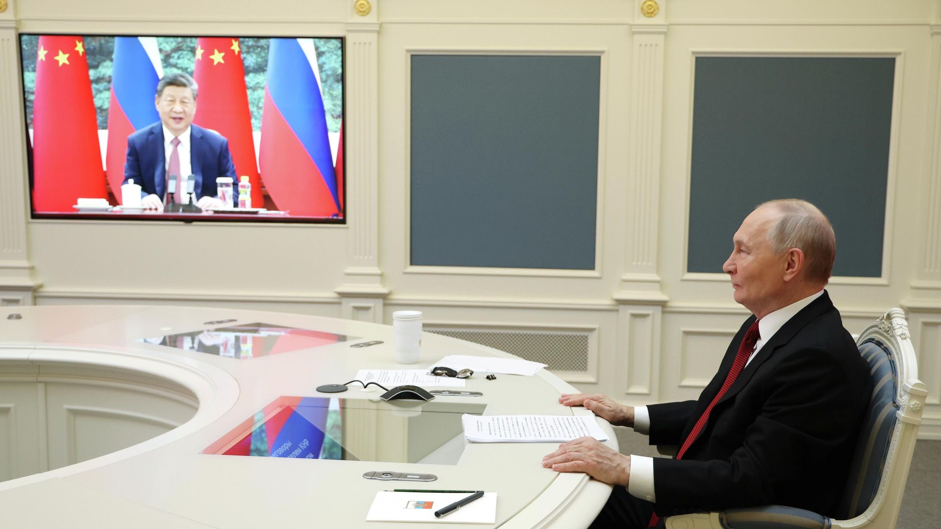 Президент РФ Владимир Путин проводит по видеоконференции переговоры с председателем КНР Си Цзиньпином Президент РФ Владимир Путин проводит по видеоконференции переговоры с председателем КНР Си Цзиньпином - РИА Новости, 1920, 04.02.2026