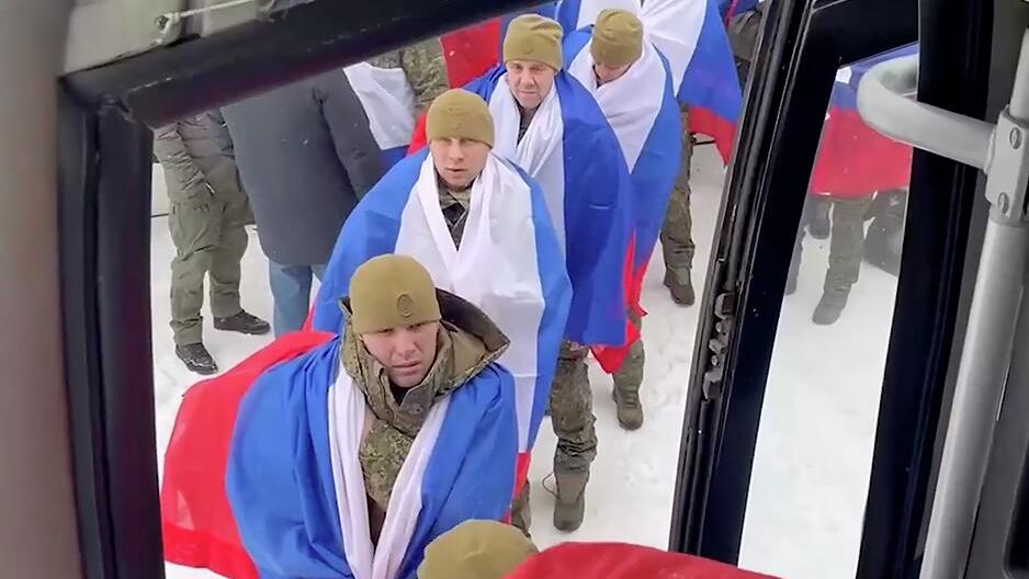 Возвращенные из украинского плена российские военнослужащие Возвращенные из украинского плена российские военнослужащие - РИА Новости, 1920, 05.03.2026