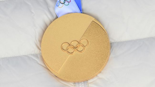 Золотая медаль зимних Олимпийских игр 2026 Золотая медаль зимних Олимпийских игр 2026