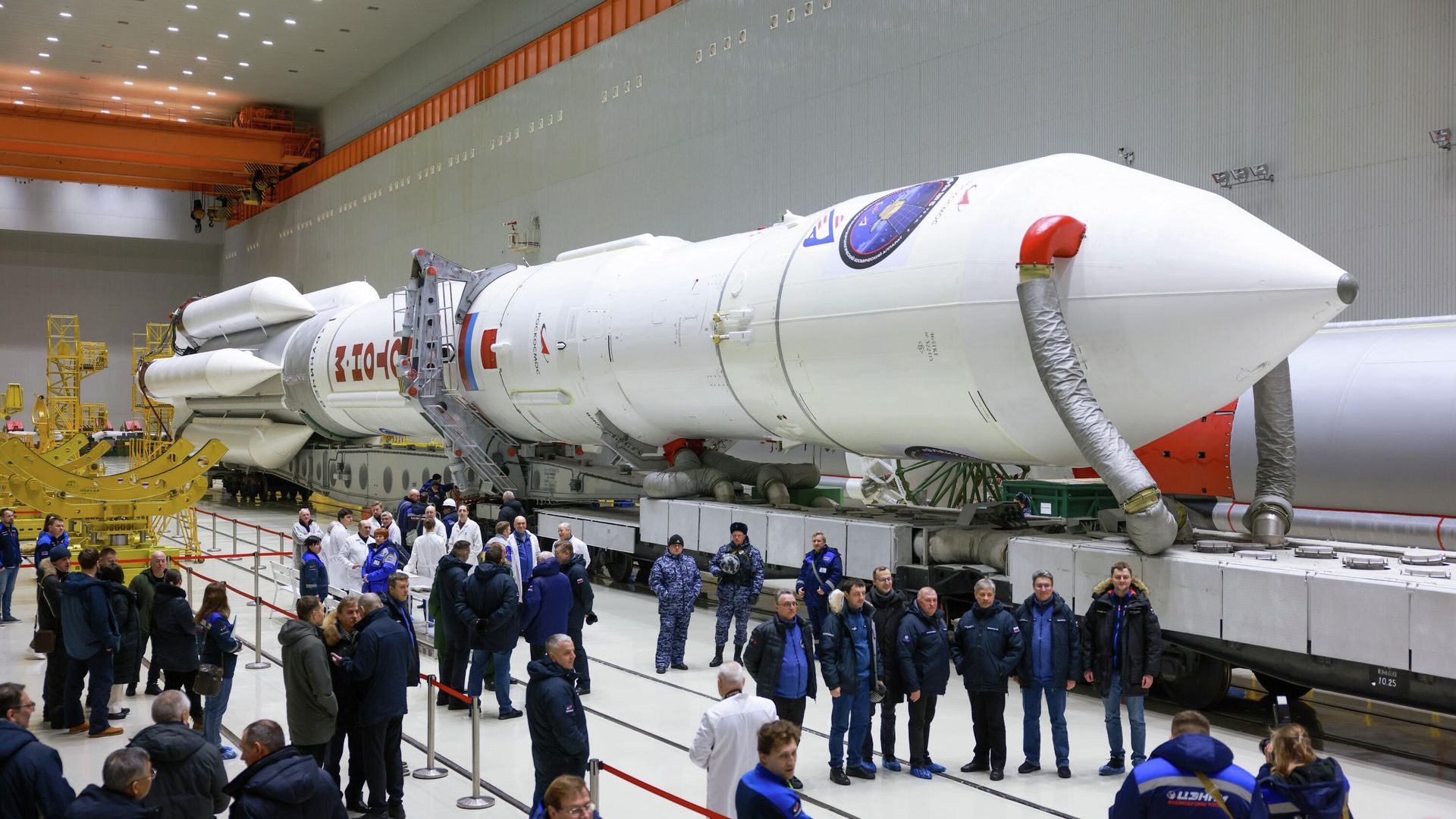 Вывоз ракеты-носителя Протон-М со спутником Электро-Л на стартовый комплекс космодрома Байконур Вывоз ракеты-носителя Протон-М со спутником Электро-Л на стартовый комплекс космодрома Байконур - РИА Новости, 1920, 10.03.2026