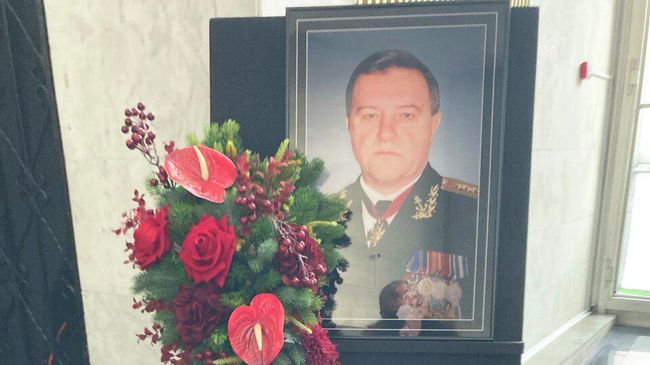Похороны бывшего главкома ВМФ России Владимира Куроедова