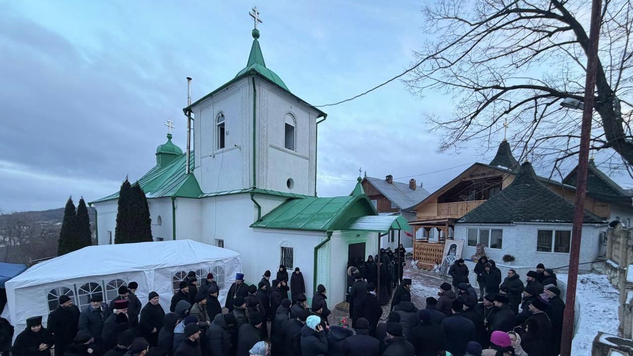Обстановка у храма Успения Богородицы в селе Деренеу Каларашского района - РИА Новости, 1920, 12.02.2026