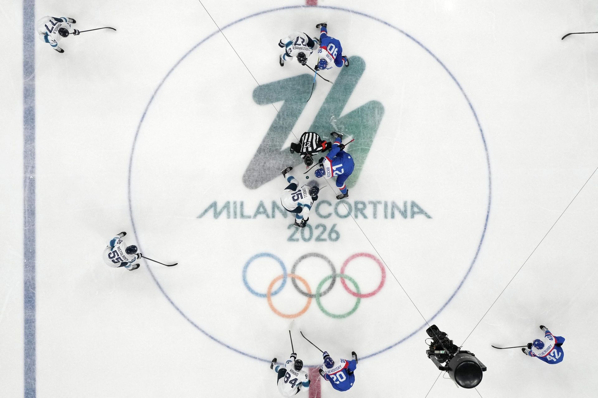 Хоккеисты сборной Словакии и Финляндии на Олимпиаде-2026 Хоккеисты сборной Словакии и Финляндии на Олимпиаде-2026 - РИА Новости, 1920, 11.02.2026