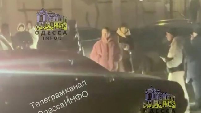 Жители Одессы снова перекрыли дорогу из-за отсутствия электроснабжения. 12 февраля 2026