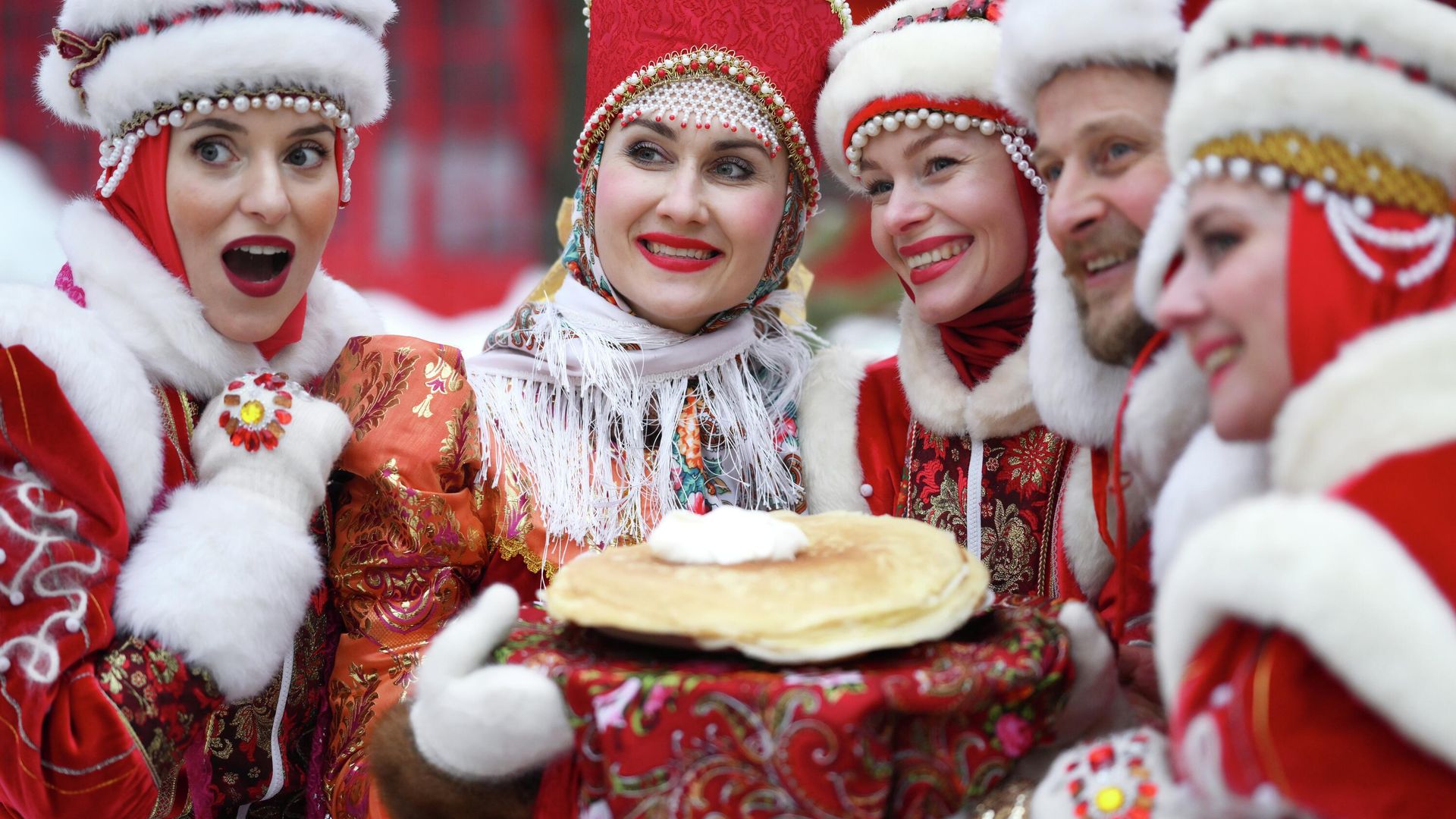 Масленичные гуляния - РИА Новости, 1920, 16.02.2026