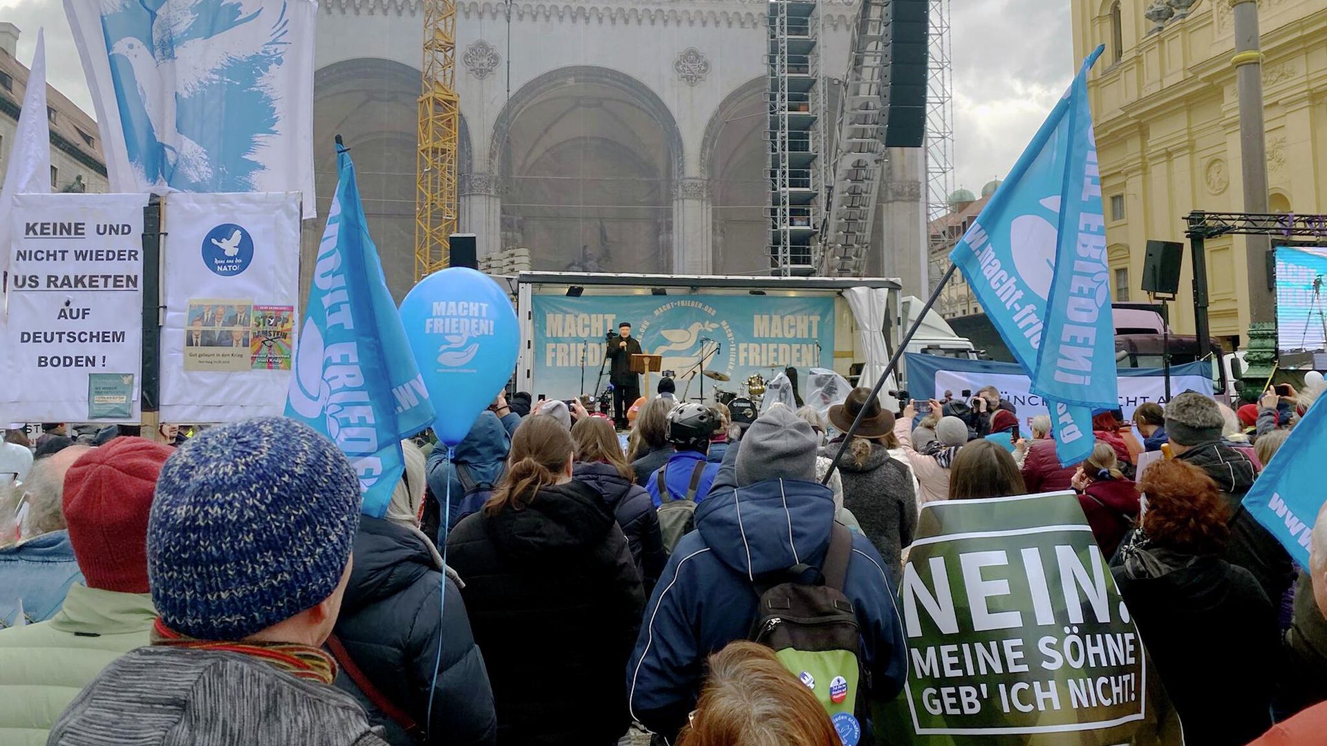 Участники акции протеста в Мюнхене, Германия. 14 февраля 2026 Участники акции протеста в Мюнхене, Германия. 14 февраля 2026 - РИА Новости, 1920, 15.02.2026