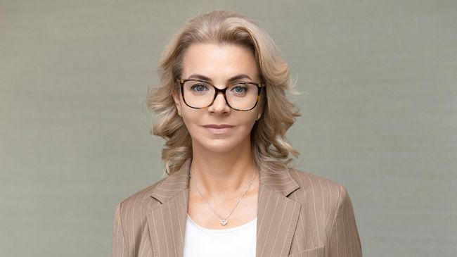 Председатель правления АО АКБ Новикомбанк Елена Георгиева