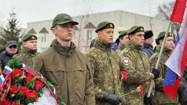 Курсанты одного из филиалов центра Воин почтили память воинов-интернационалистов