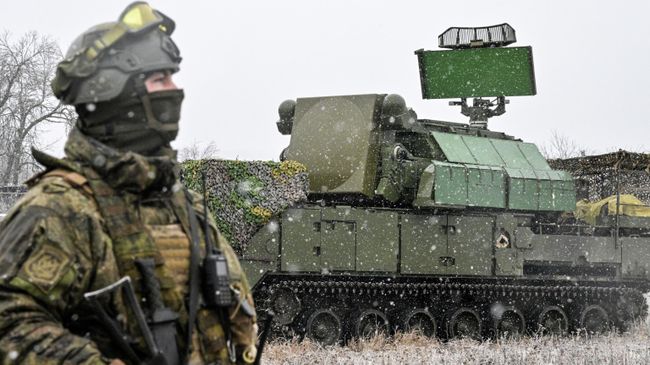 Боевое дежурство расчета ЗРК Тор в зоне СВО
