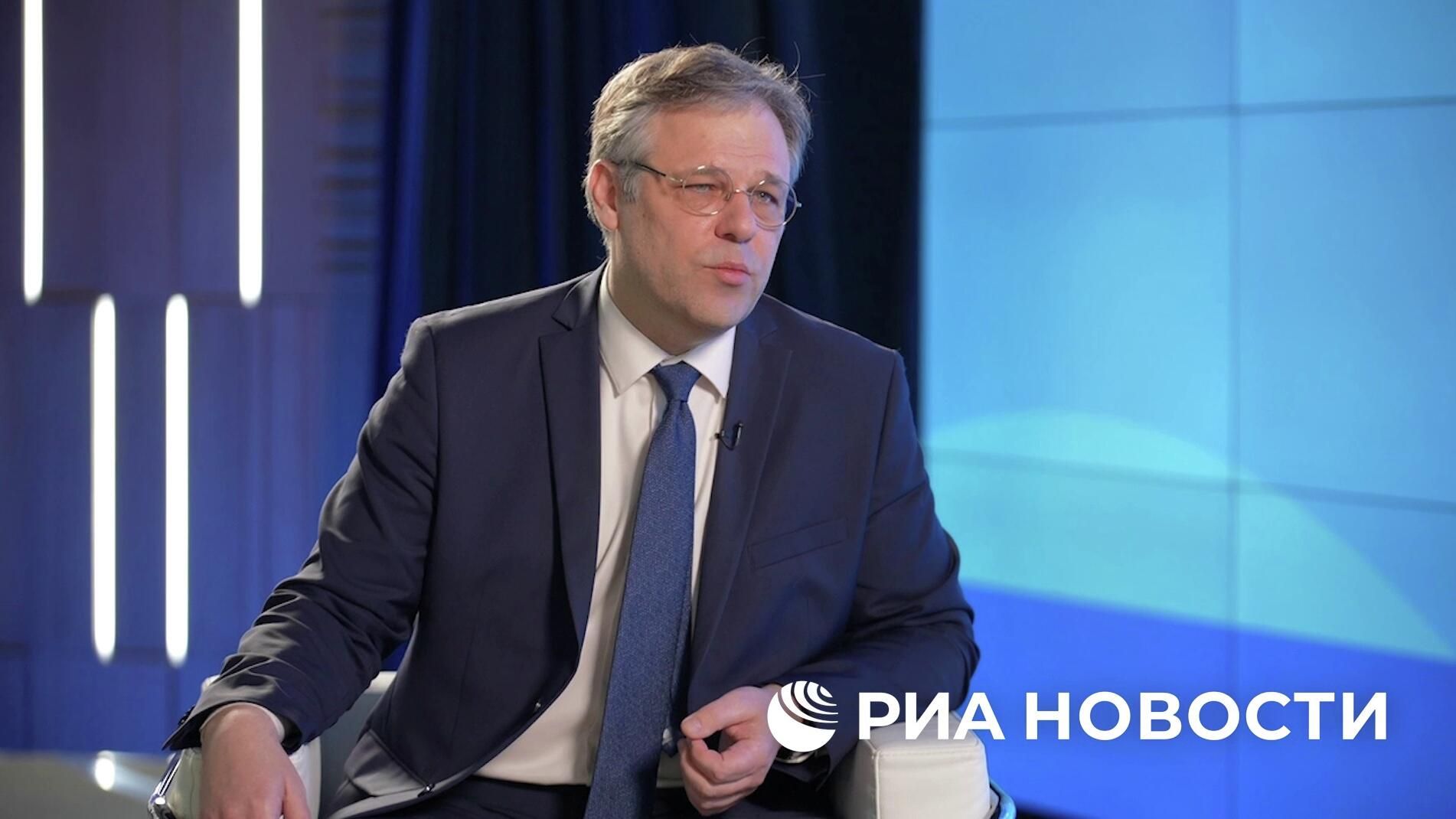 Посол по особым поручениям МИД России по преступлениям киевского режима Родион Мирошник  - РИА Новости, 1920, 22.08.2026