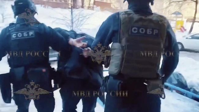 Задержание мужчины, избивавшего сожительницу в Новосибирске
