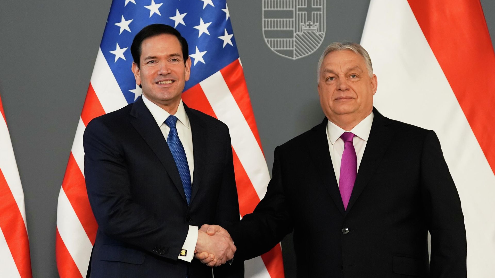 Госсекретарь США Марко Рубио и премьер-министр Венгрии Виктор Орбан во время встречи в Будапеште 16 февраля 2026 года Госсекретарь США Марко Рубио и премьер-министр Венгрии Виктор Орбан во время встречи в Будапеште 16 февраля 2026 года - РИА Новости, 1920, 16.02.2026