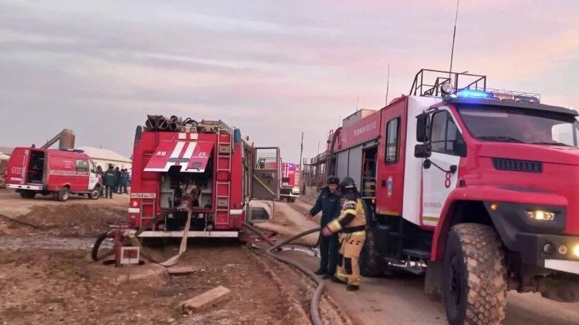 Ликвидация возгорания цистерны со сжиженным газом в Махачкале - РИА Новости, 1920, 16.02.2026