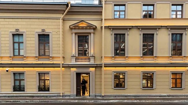 Здание Пробирной палаты в Петеррбурге 