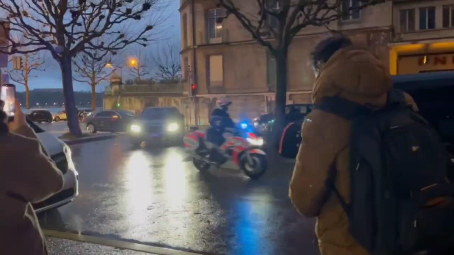 Российская делегация во главе с Мединским приехала в отель перед началом переговоров Российская делегация во главе с Мединским приехала в отель перед началом переговоров - РИА Новости, 1920, 17.02.2026