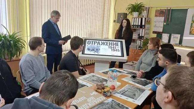Мероприятие в ХГПУ, приуроченное к 23 февраля, с использованием мобильной экспозиции Освобождение. Мир народам и материалов проекта Отражение 1941-1945 Мероприятие в ХГПУ, приуроченное к 23 февраля, с использованием мобильной экспозиции Освобождение. Мир народам и материалов проекта Отражение 1941-1945