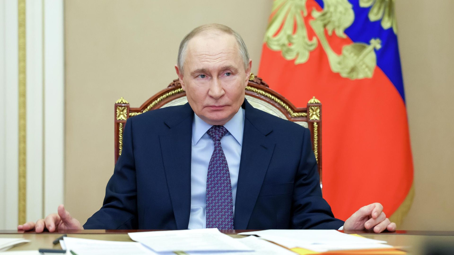 Президент России Владимир Путин проводит совещание с членами правительства РФ - РИА Новости, 1920, 18.02.2026