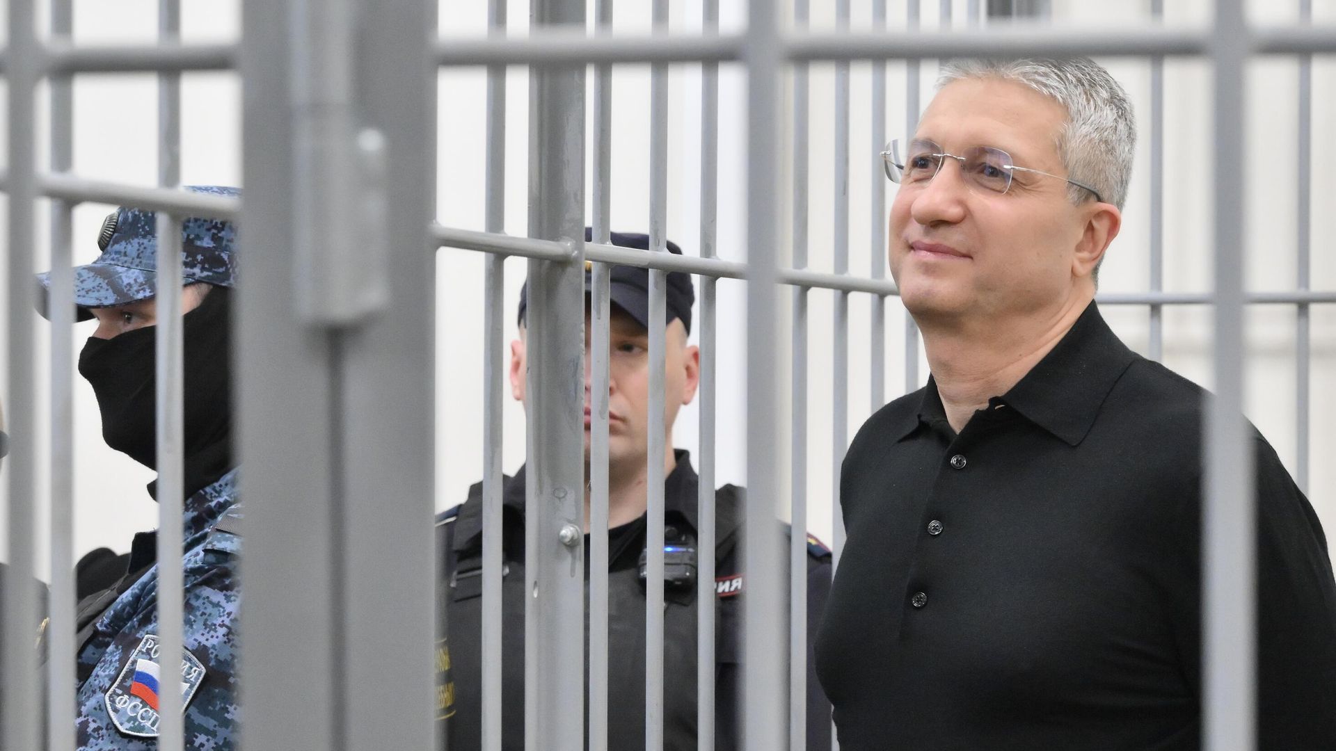Бывший заместитель главы Минобороны России Тимур Иванов в суде Бывший заместитель главы Минобороны России Тимур Иванов в суде - РИА Новости, 1920, 10.04.2026