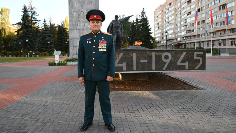 Иван Клещерёв, Герой России, гвардии полковник, руководитель отделения ассоциации ветеранов СВО в г.о. Балашиха на площади Славы в городе Балашихе, Московская область Иван Клещерёв, Герой России, гвардии полковник, руководитель отделения ассоциации ветеранов СВО в г.о. Балашиха на площади Славы в городе Балашихе, Московская область