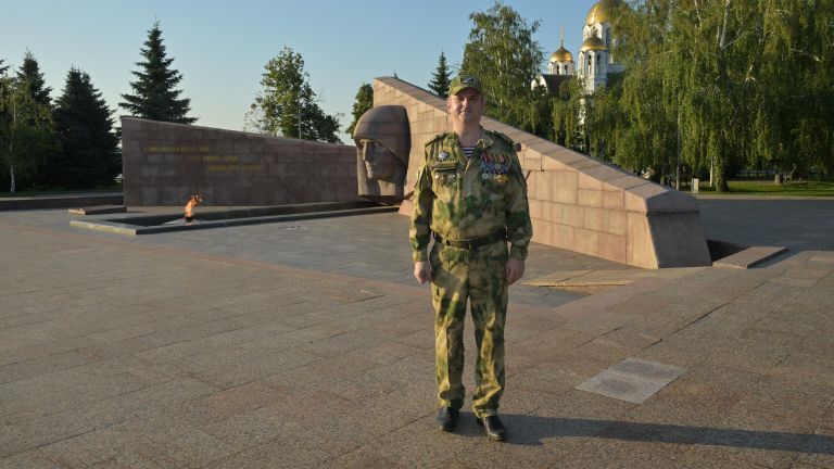 Андрей Растегаев, ветеран СВО, кавалер ордена Мужества, экс-начальник штаба штурмового отряда специального назначения Барс-6, участник кадровой программы губернатора Самарской области Школа героев у вечного огня в мемориальном комплексе на площади Славы в Самаре Андрей Растегаев, ветеран СВО, кавалер ордена Мужества, экс-начальник штаба штурмового отряда специального назначения Барс-6, участник кадровой программы губернатора Самарской области Школа героев у вечного огня в мемориальном комплексе на площади Славы в Самаре