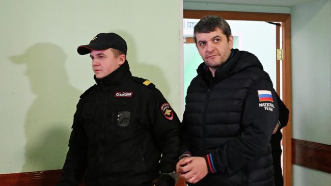 Бывший генеральный директор компании Интергазоил Дмитрий Спиридонов в Ленинском районном суде Курска. 20 февраля 2026 года