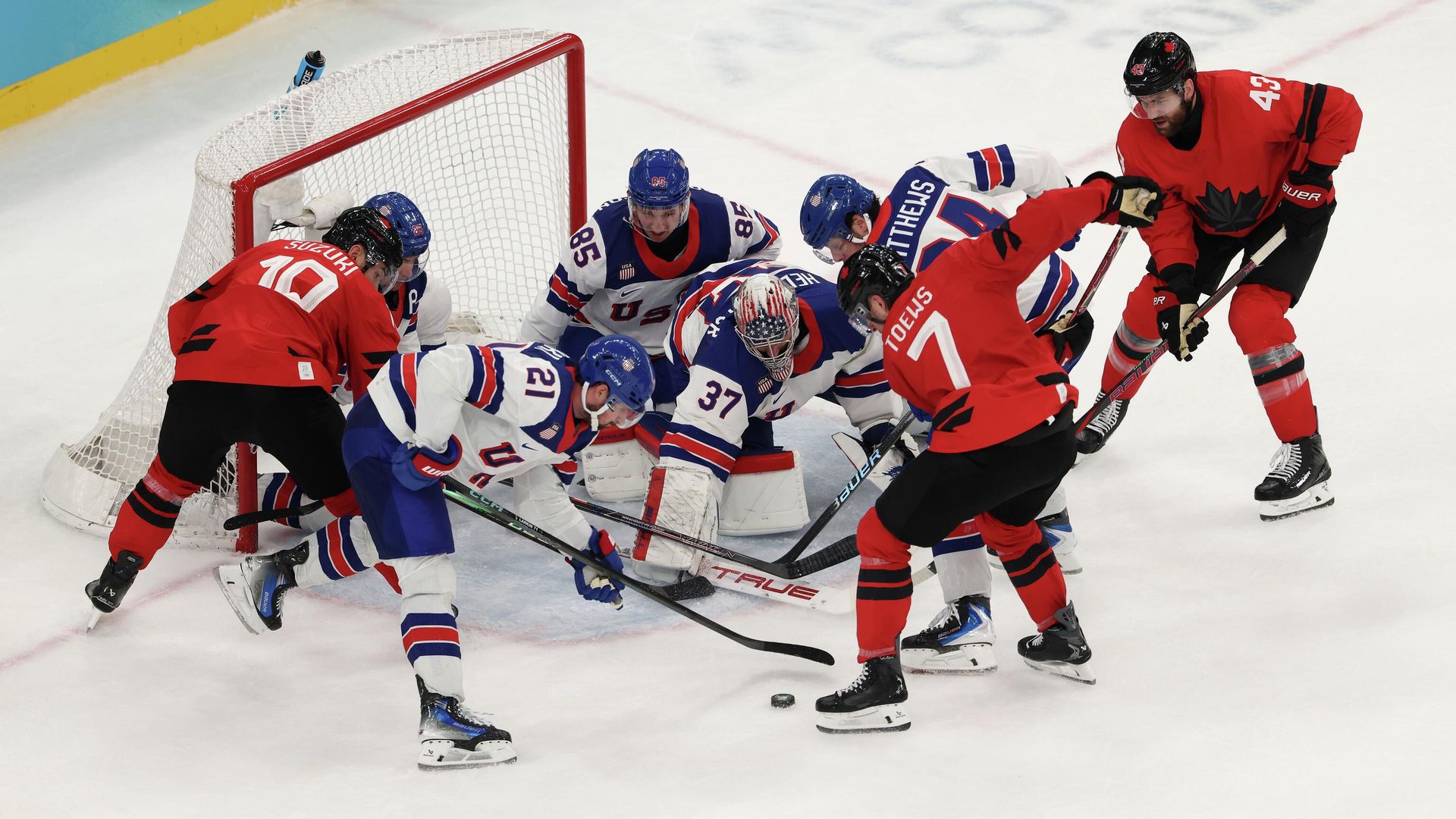 Эпизод хоккейного финала Олимпиады-2026 Эпизод хоккейного финала Олимпиады-2026 - РИА Новости, 1920, 22.02.2026