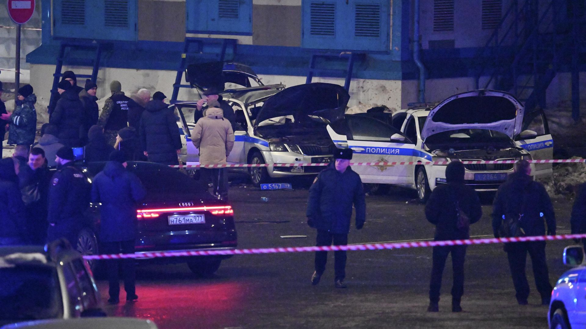 Обстановка на месте взрыва служебного автомобиля Госавтоинспекции на площади Савеловского вокзала - РИА Новости, 1920, 24.02.2026