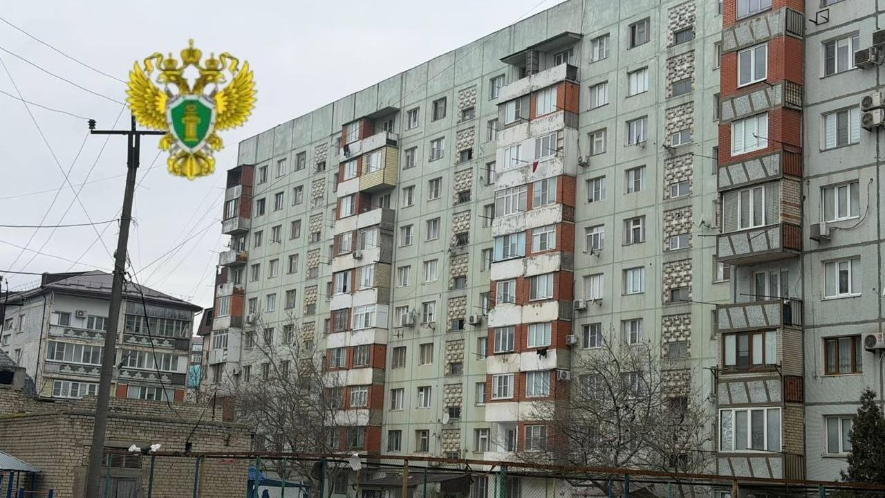 Дом в Махачкале, в котором из окна квартиры выпал подросток - РИА Новости, 1920, 26.02.2026