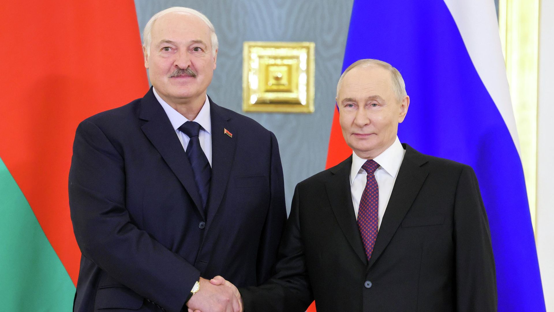 Президент РФ Владимир Путин и президент Белоруссии Александр Лукашенко Президент РФ Владимир Путин и президент Белоруссии Александр Лукашенко - РИА Новости, 1920, 27.06.2026