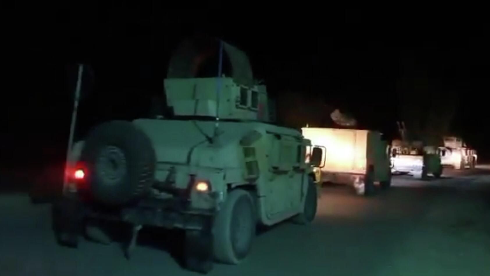 Военная техника талибов едет к пакистанской границе Военная техника талибов едет к пакистанской границе - РИА Новости, 1920, 27.02.2026
