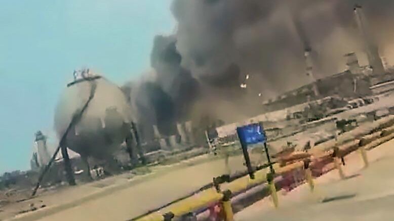 Последствия по НПЗ компании Saudi Aramco в районе Рас-Таннура, Саудовская Аравия Последствия по НПЗ компании Saudi Aramco в районе Рас-Таннура, Саудовская Аравия - РИА Новости, 1920, 02.03.2026