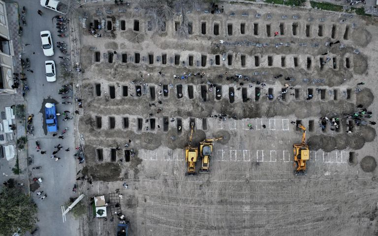 Похороны школьниц в Минабе Похороны школьниц в Минабе