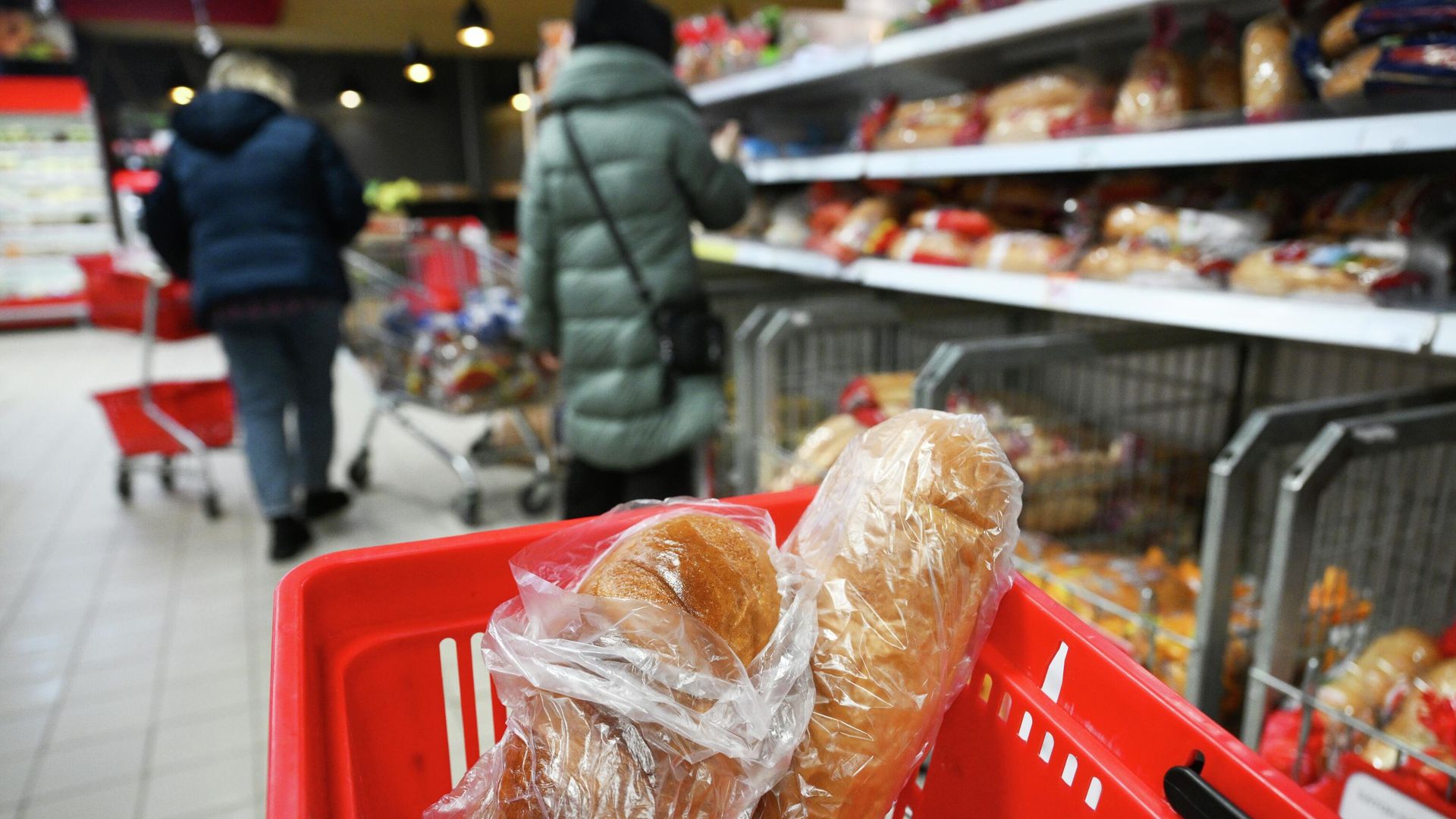 Хлеб в продуктовом магазине Хлеб в продуктовом магазине - РИА Новости, 1920, 24.04.2026
