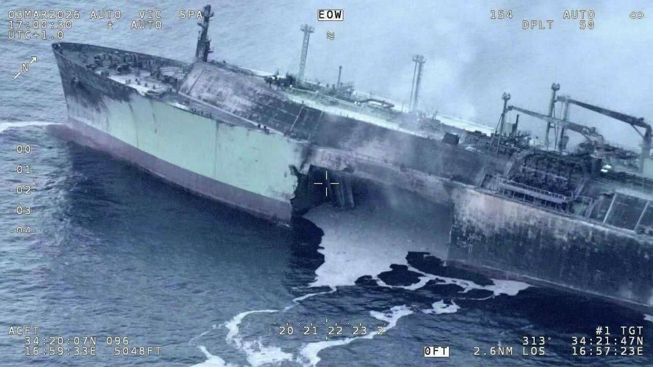 Российский танкер Arctic Metagaz после атаки в Средиземном море Российский танкер Arctic Metagaz после атаки в Средиземном море - РИА Новости, 1920, 20.03.2026