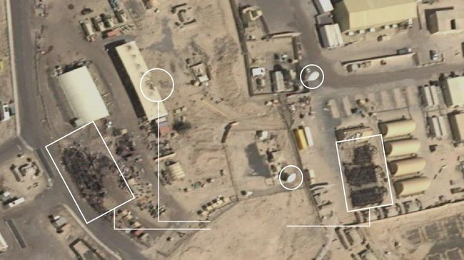 Спутниковый снимок повреждений на военном объекте США на Ближнем Востоке