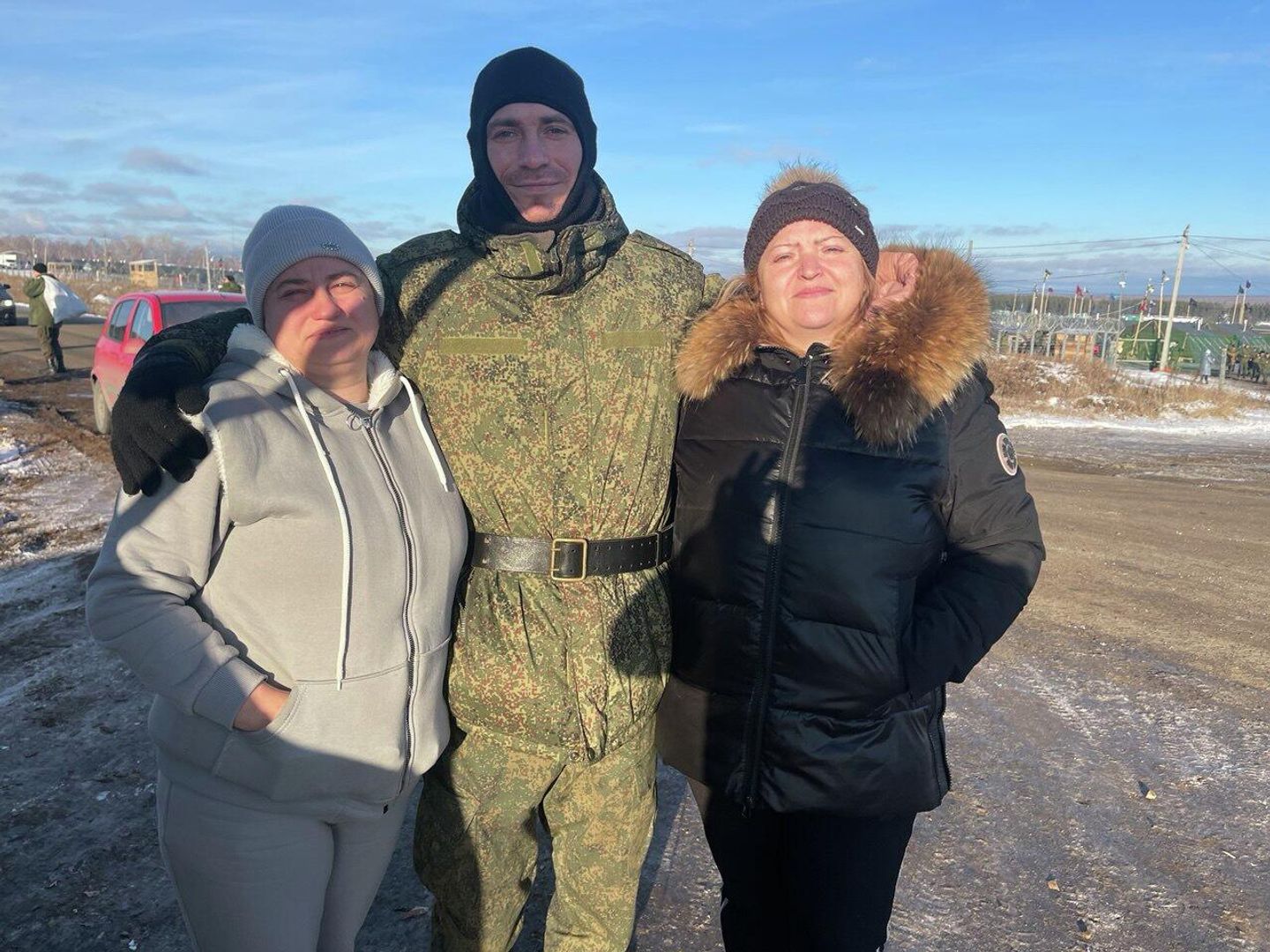 Роман Зияутдинов с родными Роман Зияутдинов с родными