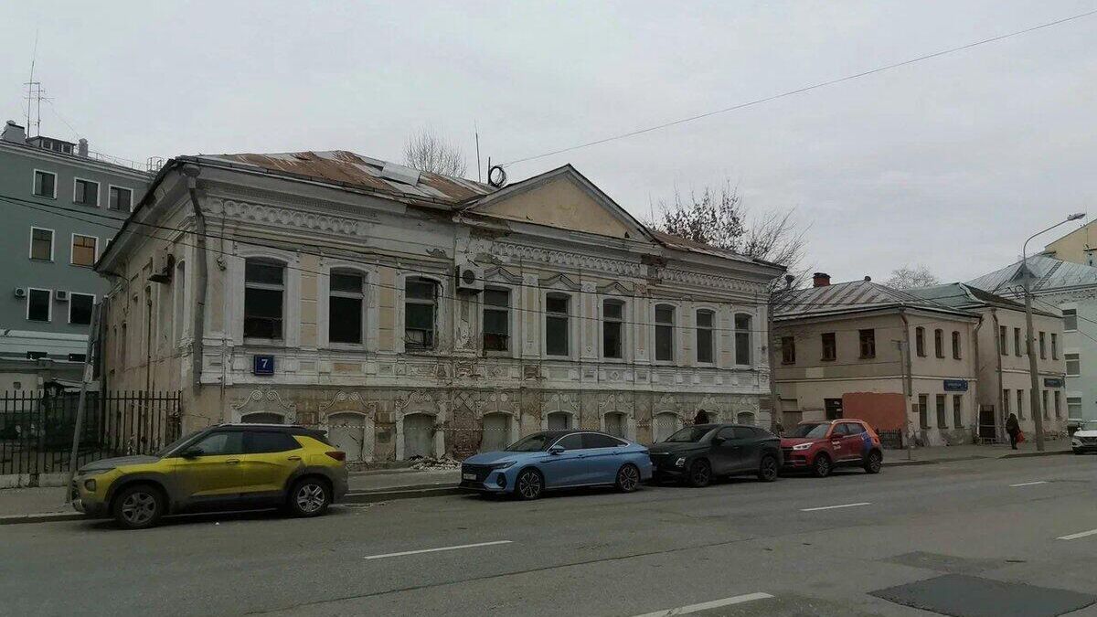 Комплекс из двух нежилых зданий в Москве выставили на торги - РИА Новости, 1920, 06.03.2026