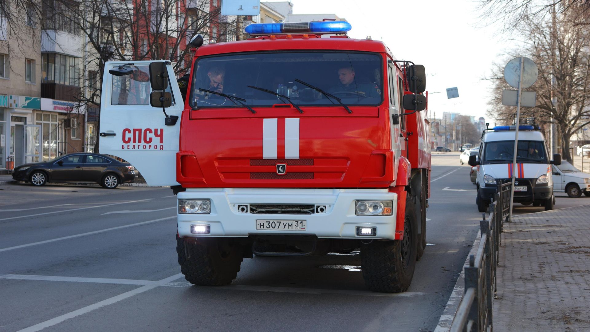 Пожарный автомобиль в Белгороде Пожарный автомобиль в Белгороде - РИА Новости, 1920, 08.03.2026