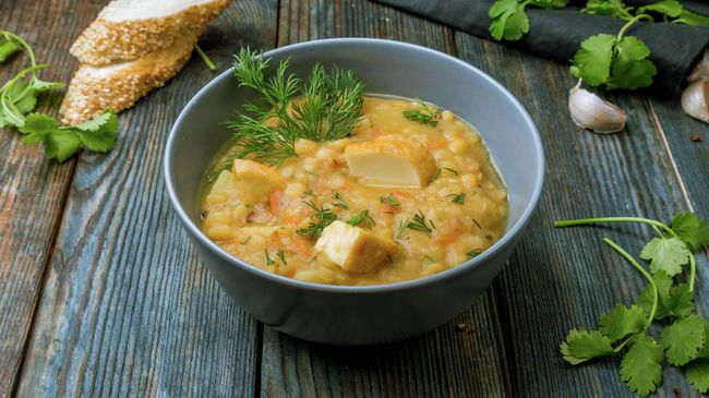 Постный гороховый суп с картошкой Постный гороховый суп с картошкой