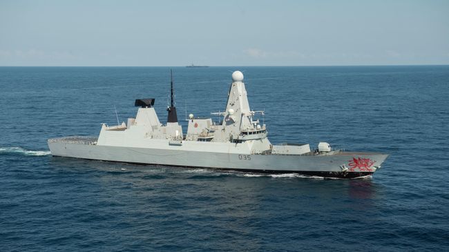 Эсминец Королевского военно-морского флота Великобритании HMS Dragon