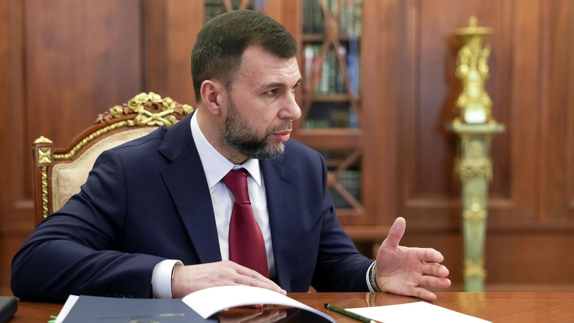 Глава ДНР Денис Пушилин во время встречи с президентом РФ Владимиром Путиным Глава ДНР Денис Пушилин во время встречи с президентом РФ Владимиром Путиным - РИА Новости, 1920, 10.03.2026