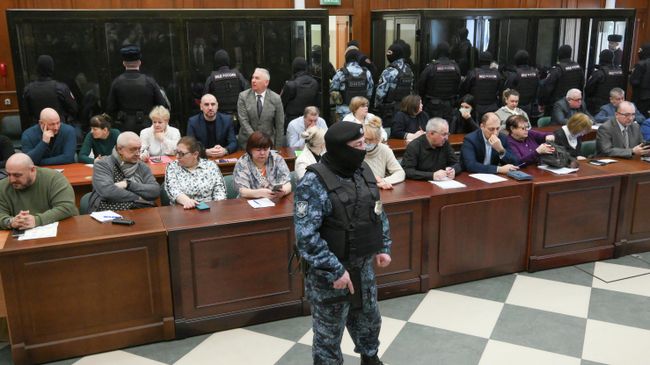 Обстановка в зале суда перед оглашением приговора обвиняемым в совершении теракта в концертном зале Крокус Сити Холл